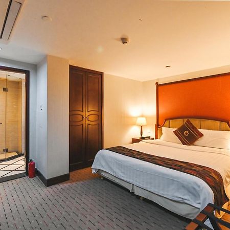 Royal Plaza Hotel Kanton Zewnętrze zdjęcie