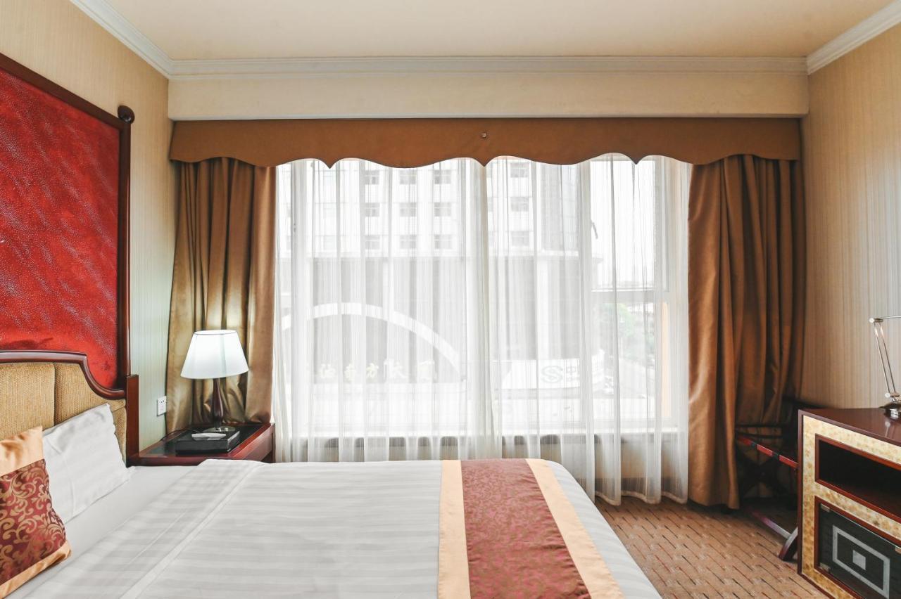 Royal Plaza Hotel Kanton Zewnętrze zdjęcie