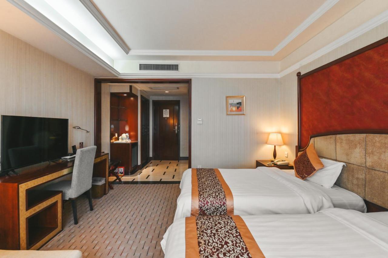 Royal Plaza Hotel Kanton Zewnętrze zdjęcie