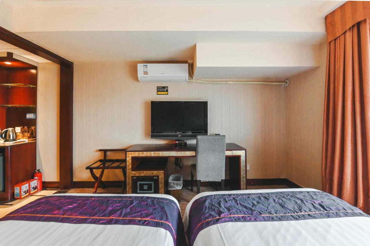 Royal Plaza Hotel Kanton Zewnętrze zdjęcie